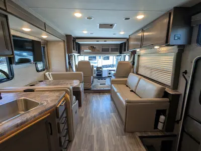 2022 Thor Motor Coach A.C.E. 32.3 photo 36