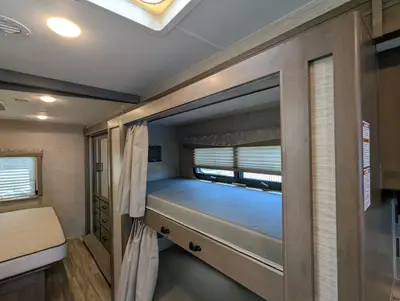 2022 Thor Motor Coach A.C.E. 32.3 photo 23