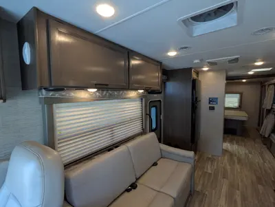 2022 Thor Motor Coach A.C.E. 32.3 photo 15