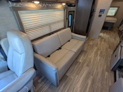 2022 Thor Motor Coach A.C.E. 32.3 photo 14
