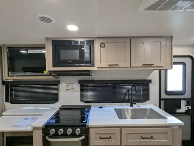 2026 Forest River Rockwood Mini Lite 2205S photo 13