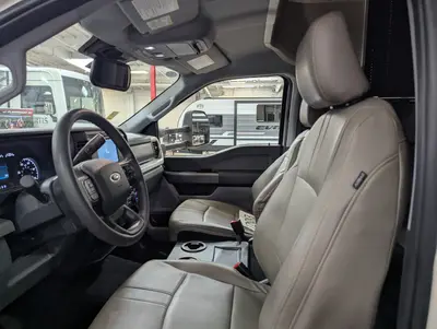 2026 Entegra Coach Esteem XL 32U photo 7