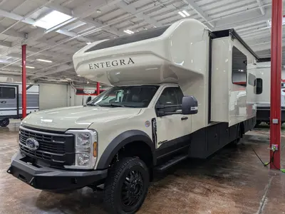 2026 Entegra Coach Esteem XL 32U photo 4