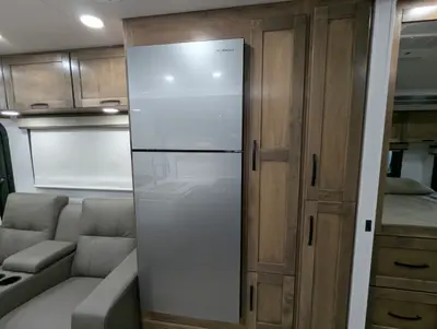2026 Entegra Coach Esteem XL 32U photo 27