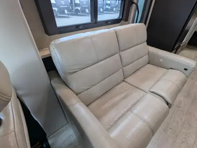 2020 Thor Motor Coach Compass RUV 24SX photo 11