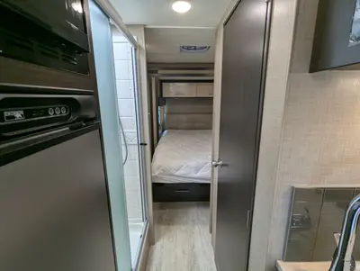 2020 Thor Motor Coach Compass RUV 24SX photo 15