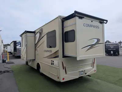 2020 Thor Motor Coach Compass RUV 24SX photo 5