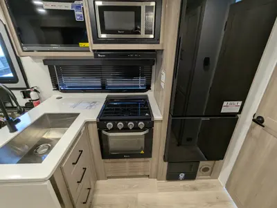 2026 Forest River Rockwood Mini Lite 2214S photo 22