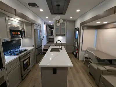 2026 Alliance RV Paradigm 340RL photo 33