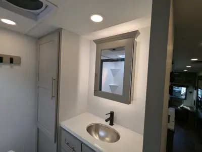 2026 Alliance RV Paradigm 340RL photo 20