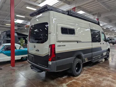 2026 Storyteller Overland Crew Mode XL photo 7