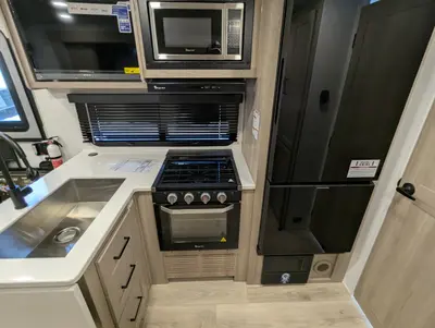 2026 Forest River Rockwood Mini Lite 2214S photo 22