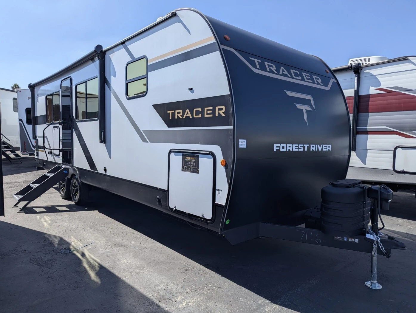 2026 Prime Time Tracer 248RE exterior