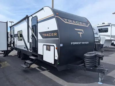 New 2026 Prime Time Tracer 235RK