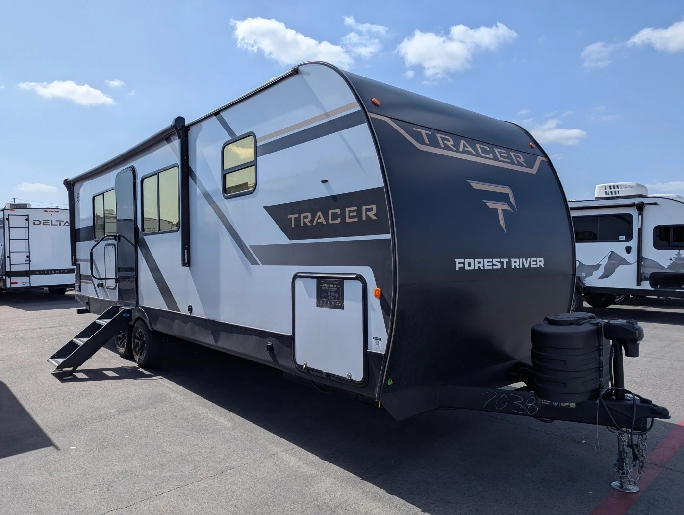 2026 Prime Time Tracer 248RE exterior