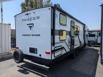 2026 Prime Time Tracer 275BH photo 10