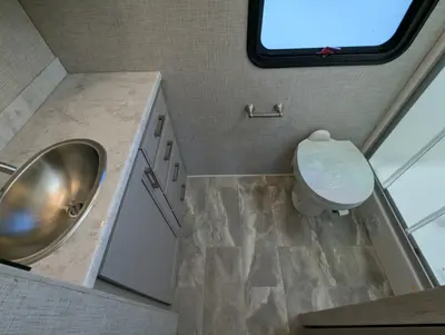 2023 Thor Motor Coach Challenger photo 49