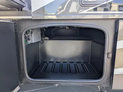 2023 Thor Motor Coach Challenger photo 7
