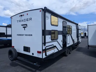 2026 Prime Time Tracer 275BH photo 11