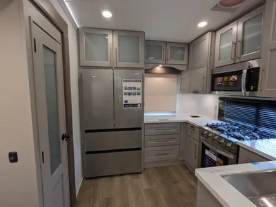 2026 Alliance RV Paradigm 382RK photo 33