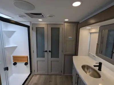 2026 Alliance RV Paradigm 382RK photo 8