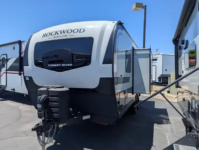 2026 Forest River Rockwood Mini Lite 2109S photo 10