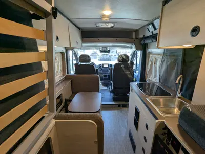 2026 Winnebago Solis Pocket 36A photo 24
