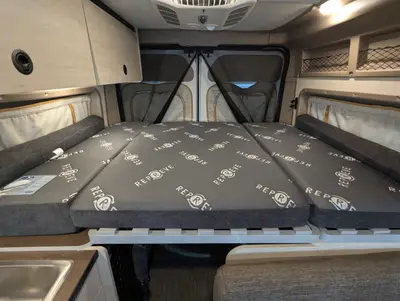 2026 Winnebago Solis Pocket 36A photo 21