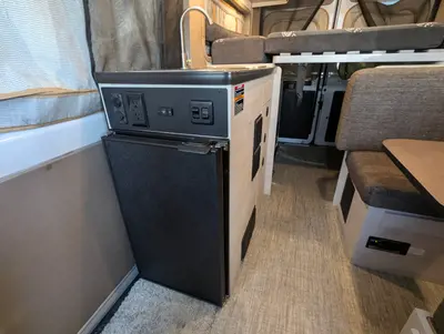 2026 Winnebago Solis Pocket 36A photo 19
