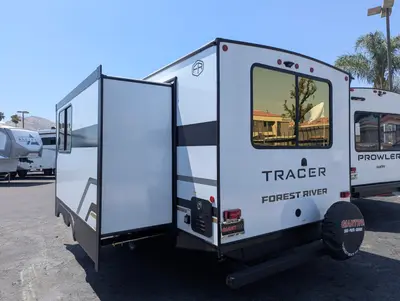2026 Prime Time Tracer 235RK photo 8