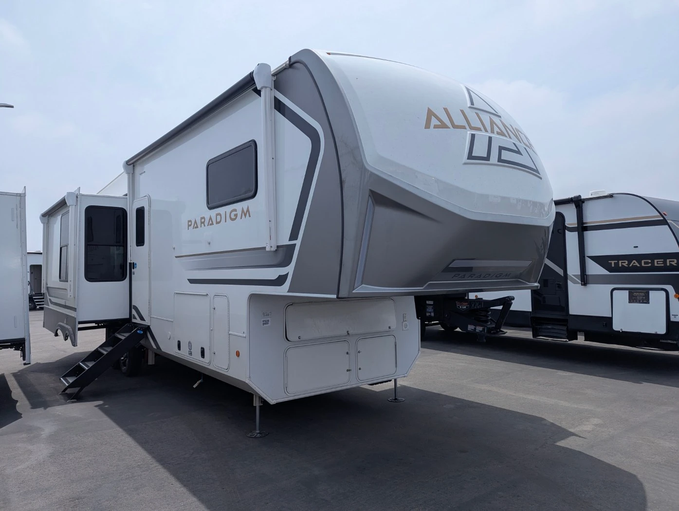 2026 Alliance RV Paradigm 312RK exterior