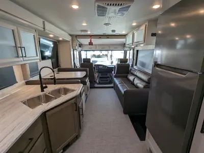 2026 Holiday Rambler Admiral 34J photo 37