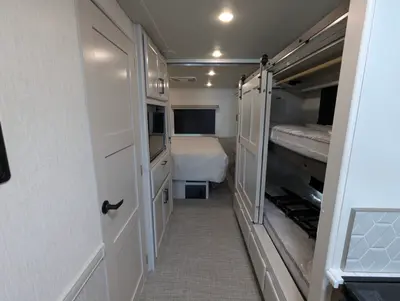 2026 Holiday Rambler Admiral 34J photo 23