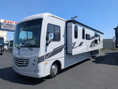 2026 Holiday Rambler Admiral 34J photo 4