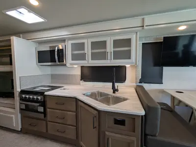2026 Holiday Rambler Admiral 34J photo 20