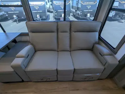2026 Alliance RV Paradigm 310RL photo 30