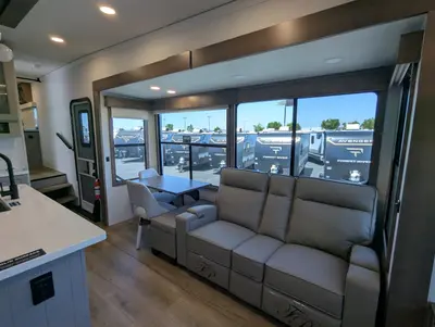 2026 Alliance RV Paradigm 310RL photo 23