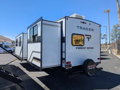 2026 Prime Time Tracer 295DB photo 8