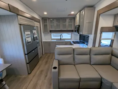 2026 Alliance RV Paradigm 312RK photo 10