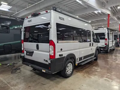 2027 Thor Motor Coach RIZE SPORT 18M photo 5