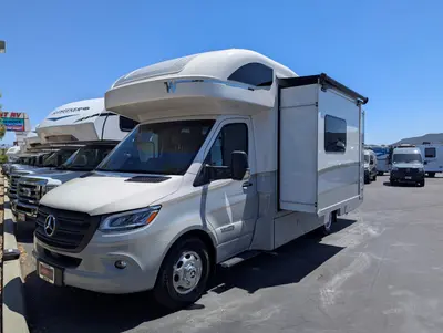 2027 Winnebago View 24R photo 5