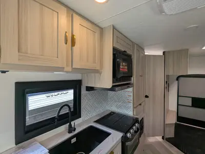 2026 Coachmen Cross Trail 22XG photo 18