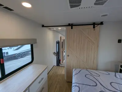 2023 Alliance RV Avenue 33RKS photo 14