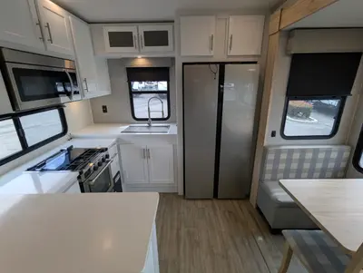 2023 Alliance RV Avenue 33RKS photo 25