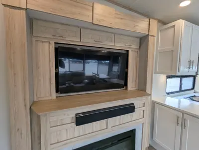 2023 Alliance RV Avenue 33RKS photo 24