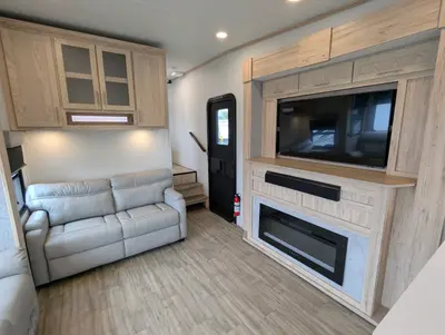 2023 Alliance RV Avenue 33RKS photo 31
