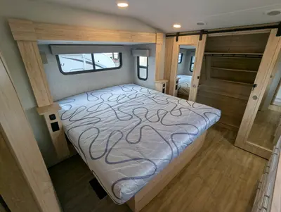 2023 Alliance RV Avenue 33RKS photo 9