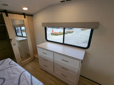 2023 Alliance RV Avenue 33RKS photo 13