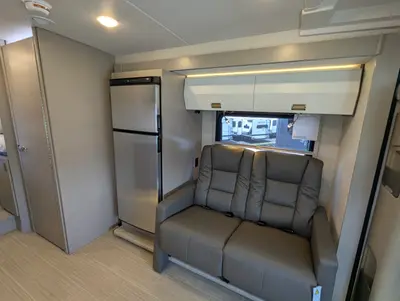 2027 Winnebago View 24R photo 11
