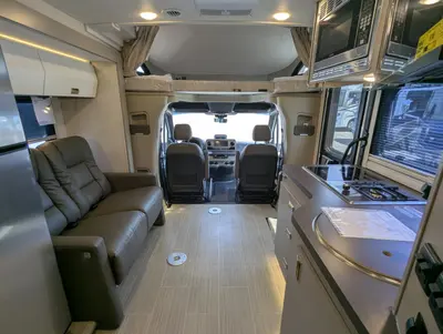 2027 Winnebago View 24R photo 29